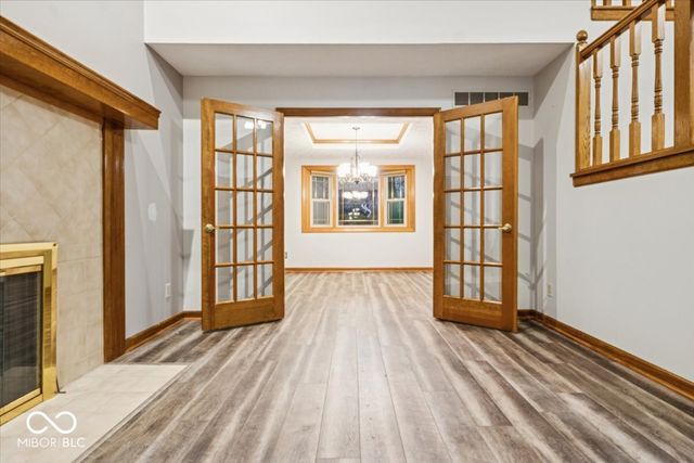 636 Bakeway Circle, Indianapolis, IN 46231