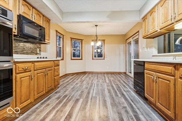 636 Bakeway Circle, Indianapolis, IN 46231