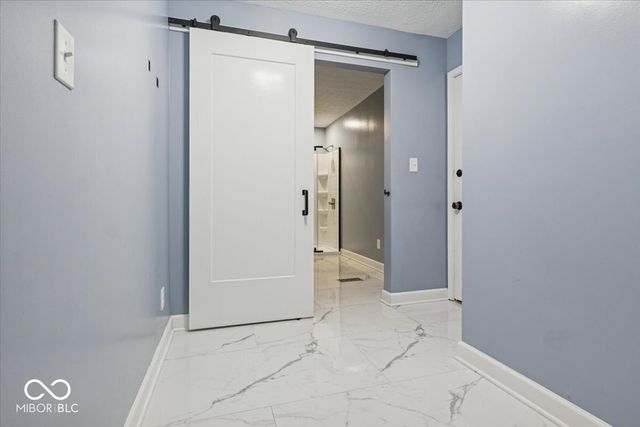 636 Bakeway Circle, Indianapolis, IN 46231