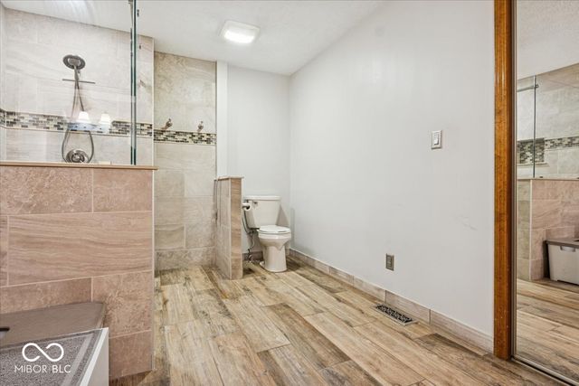 636 Bakeway Circle, Indianapolis, IN 46231