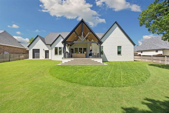 5008 Shades Bridge Road, Edmond, OK 73034