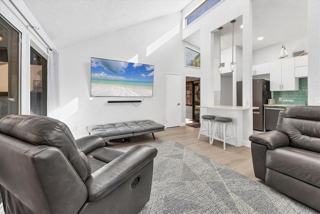 680 WHITE PINE TREE ROAD 61, Venice, FL 34285