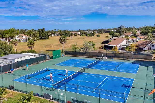 680 WHITE PINE TREE ROAD 61, Venice, FL 34285