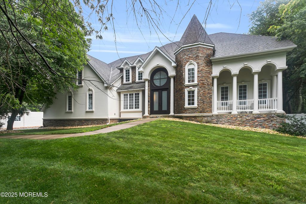 1595 Greenleaf Court, Toms River, NJ 08753