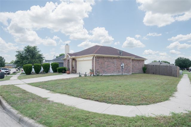 6465 Downeast Drive, Fort Worth, TX 76179