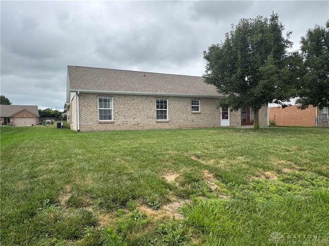 110 Brooke Woode Drive, Brookville, OH 45309