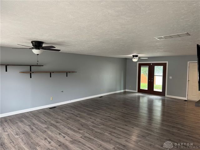 110 Brooke Woode Drive, Brookville, OH 45309