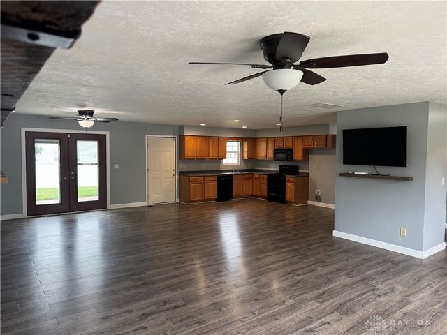 110 Brooke Woode Drive, Brookville, OH 45309
