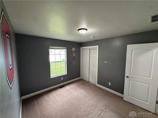 110 Brooke Woode Drive, Brookville, OH 45309