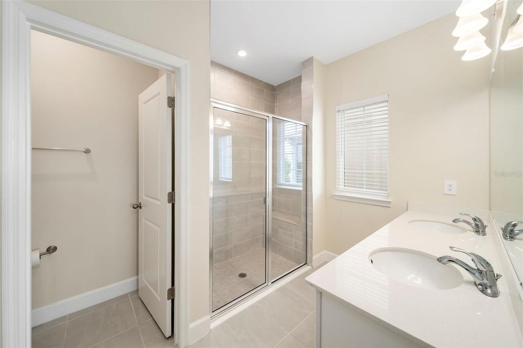 Image 18 of property listing at 14008 CRIMSON AVENUE, Bradenton, FL 34211