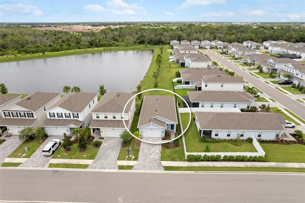 Image 36 of property listing at 14008 CRIMSON AVENUE, Bradenton, FL 34211