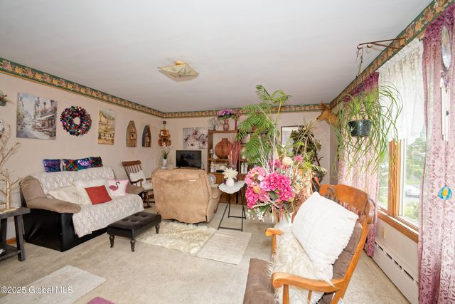 90 Winnie Street, Albany, NY 12208