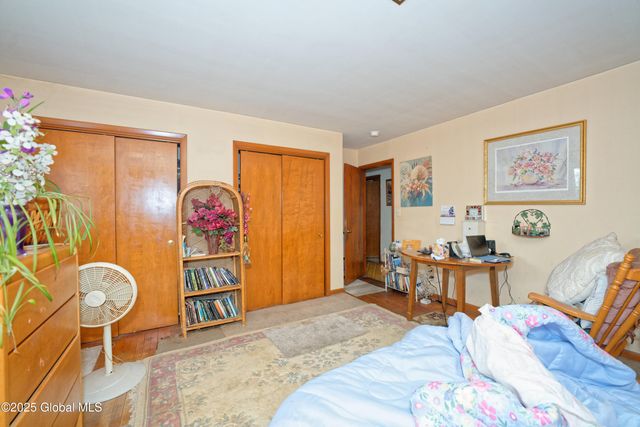 90 Winnie Street, Albany, NY 12208