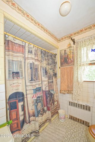 90 Winnie Street, Albany, NY 12208