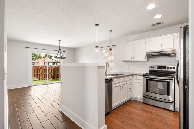 515 Selsey Ct, S, Hermitage, TN 37076