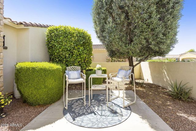 23019 N GIOVOTA Drive, Sun City West, AZ 85375