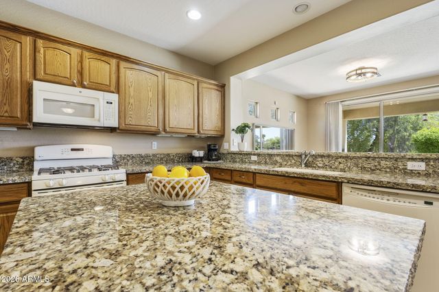 23019 N GIOVOTA Drive, Sun City West, AZ 85375