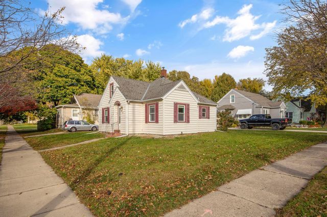 1117 Frank Avenue, Albert Lea, MN 56007