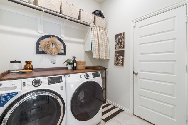 1262 Gainesville Drive, College Station, TX 77845