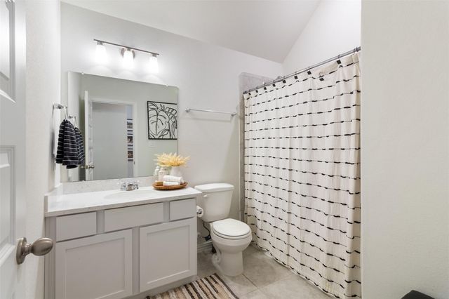 1262 Gainesville Drive, College Station, TX 77845
