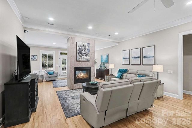 8152 Deep Water Lane, Denver, NC 28037