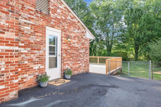 5433 Lamplighter DR, Roanoke, VA 24019