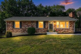5433 Lamplighter DR, Roanoke, VA 24019