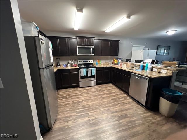 722 Arundel CIR, Fort Myers, FL 33913