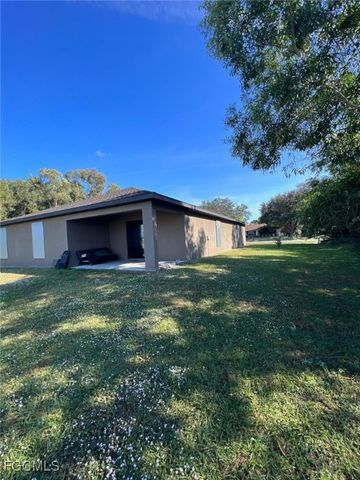 722 Arundel CIR, Fort Myers, FL 33913