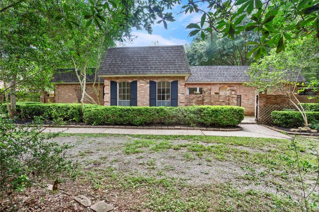 1216 Oak Hollow Drive, Dickinson, TX 77539
