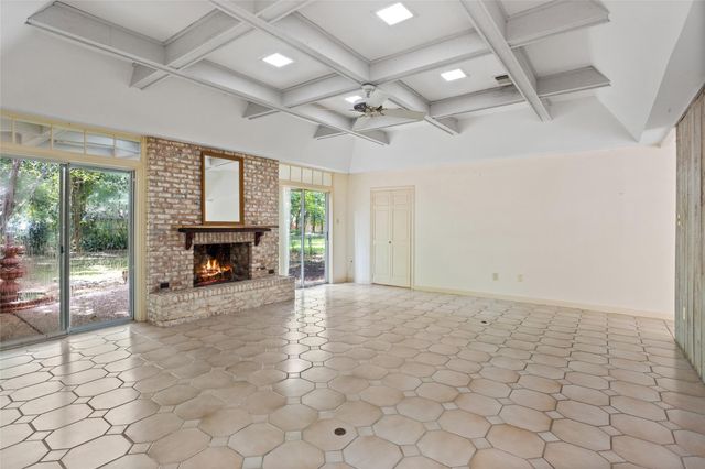 1216 Oak Hollow Drive, Dickinson, TX 77539