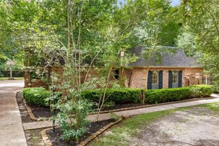 1216 Oak Hollow Drive, Dickinson, TX 77539