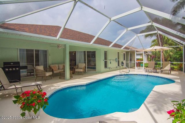 4820 48th Avenue, Vero Beach, FL 32967