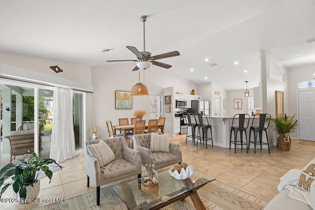 4820 48th Avenue, Vero Beach, FL 32967