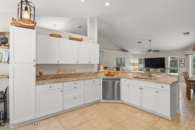 4820 48th Avenue, Vero Beach, FL 32967