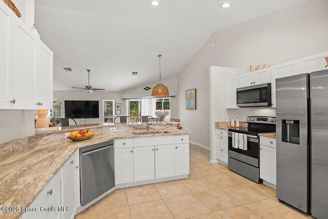 4820 48th Avenue, Vero Beach, FL 32967
