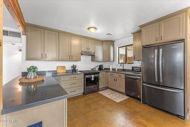 9428 N 1ST Avenue 1, Phoenix, AZ 85021