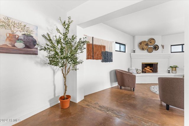 9428 N 1ST Avenue 1, Phoenix, AZ 85021