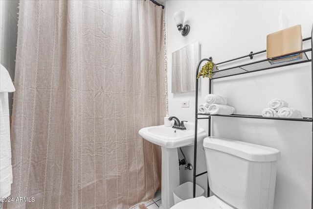 9428 N 1ST Avenue 1, Phoenix, AZ 85021