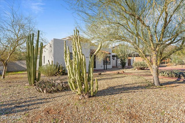 9428 N 1ST Avenue 1, Phoenix, AZ 85021