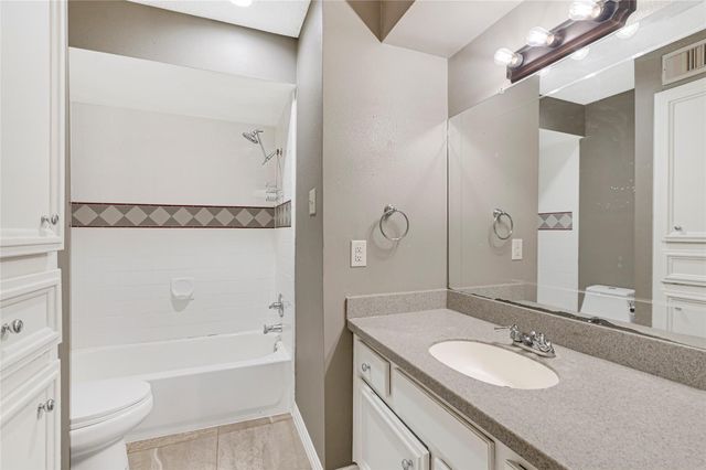 2106 White Feather Trail, Crosby, TX 77532