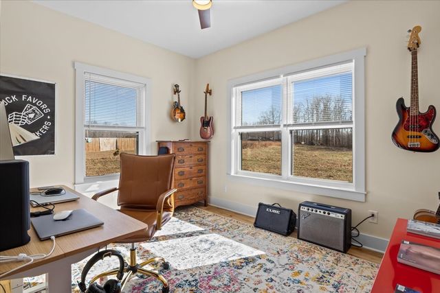 119 Howard Rd, White Bluff, TN 37187