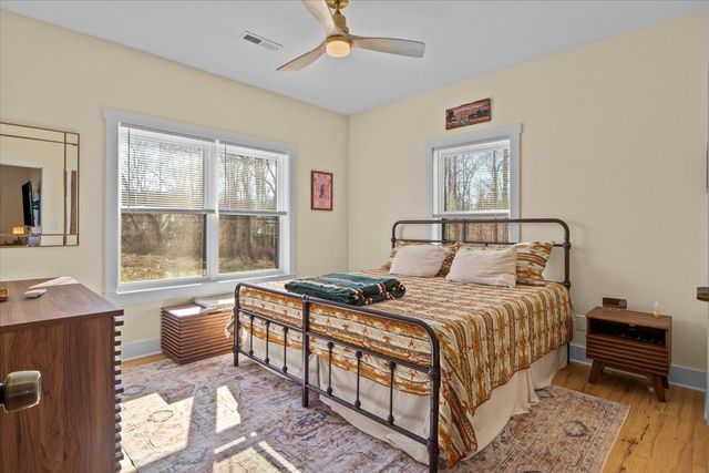 119 Howard Rd, White Bluff, TN 37187