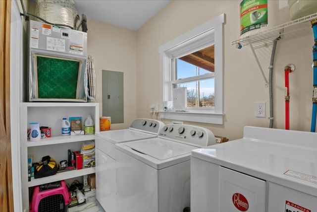 119 Howard Rd, White Bluff, TN 37187