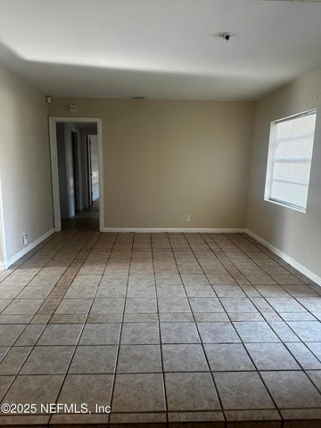 5174 ADMIRAL Drive, Jacksonville, FL 32244