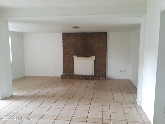 5174 ADMIRAL Drive, Jacksonville, FL 32244