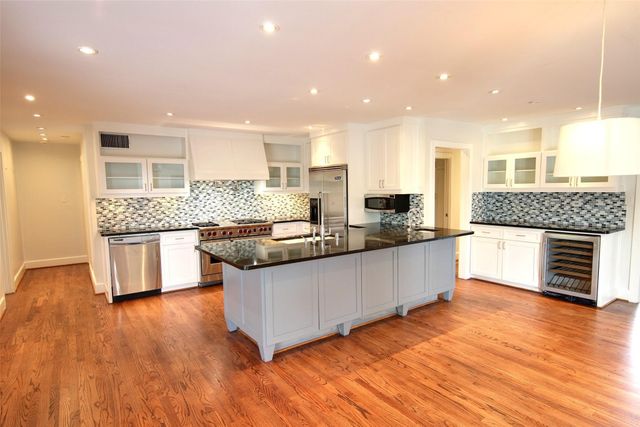 7614 Azalea Lane, Dallas, TX 75230