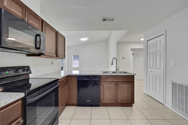 8053 CANTERBURY STREET, Spring Hill, FL 34606