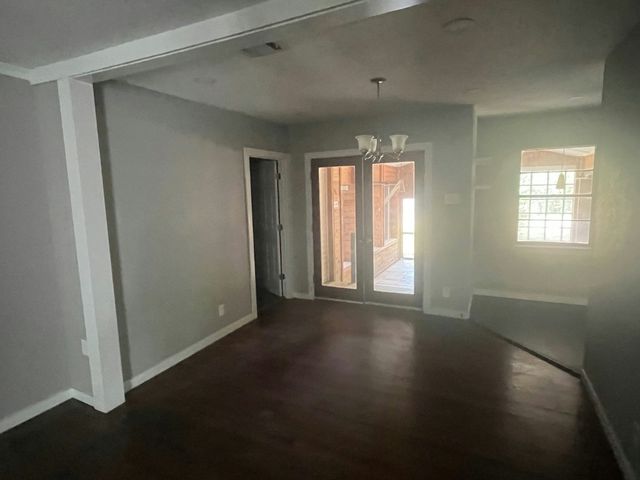 3250 Highland Woods Circle, Dallas, TX 75241