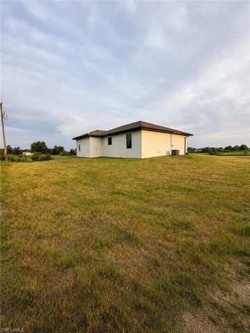 4104 17th ST, Lehigh Acres, FL 33972